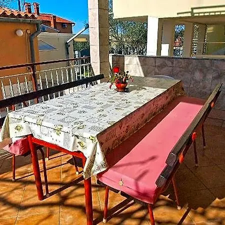 1306 Hotel 4*